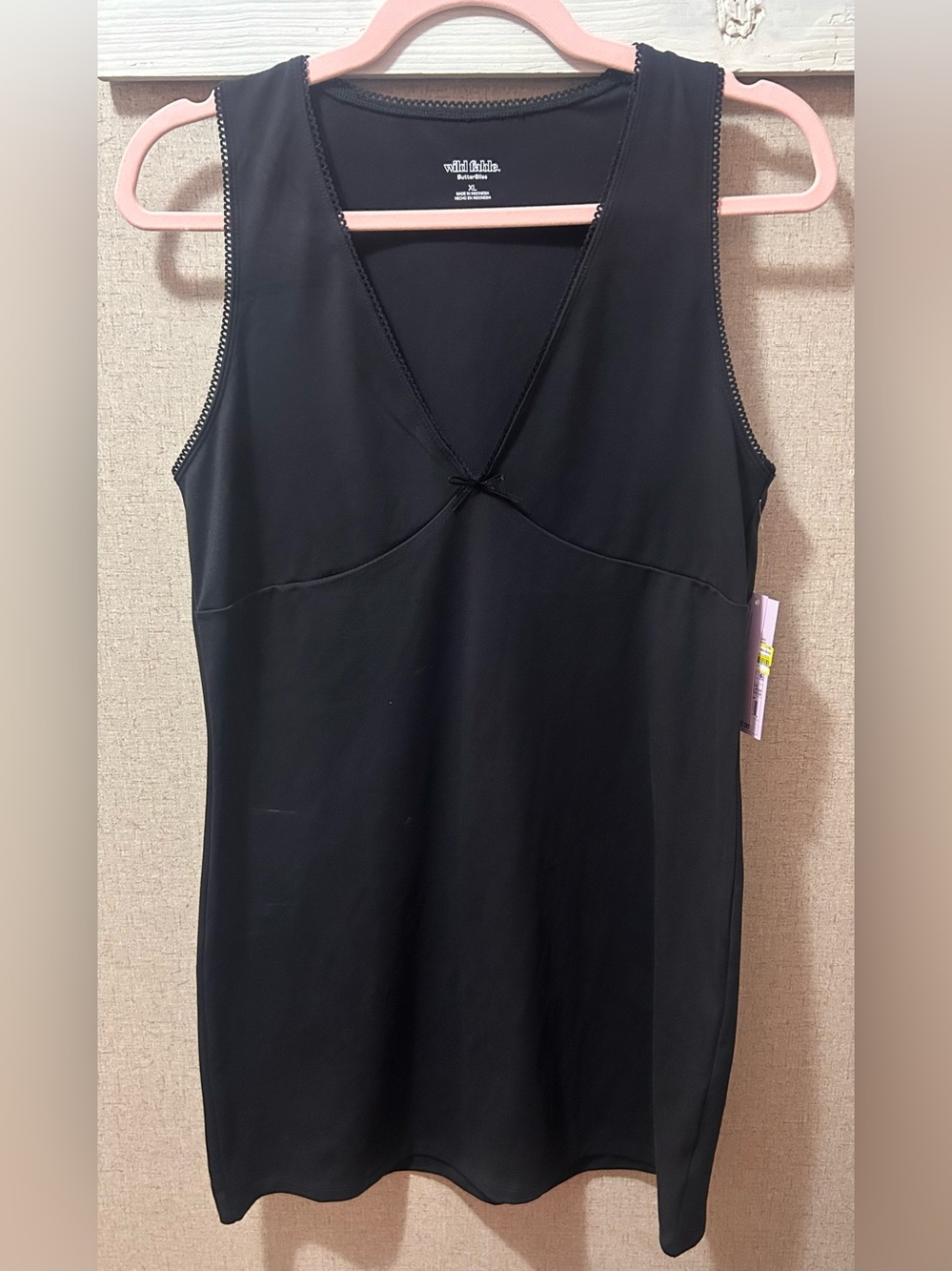 NWT Wild Fable Black V‑Neck Sleeveless Dress